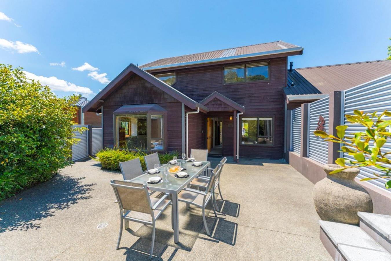 Acacia Sunrise - Taupo Villa Exterior photo